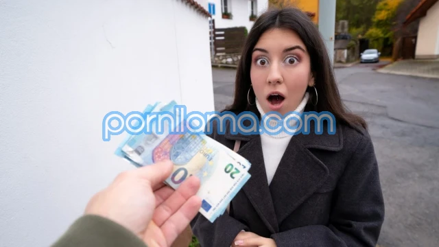 Public Agent Petite house cleaner loves to suck XXX